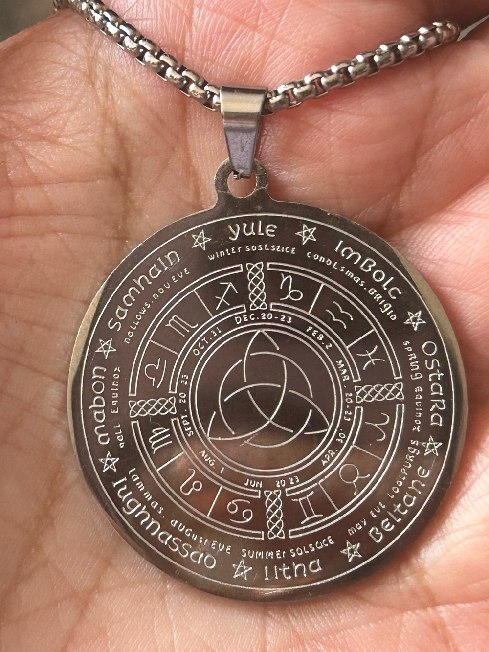 Pagan Wheel of the year Zodiac signs Pendant Necklace New Unisex Jewelry